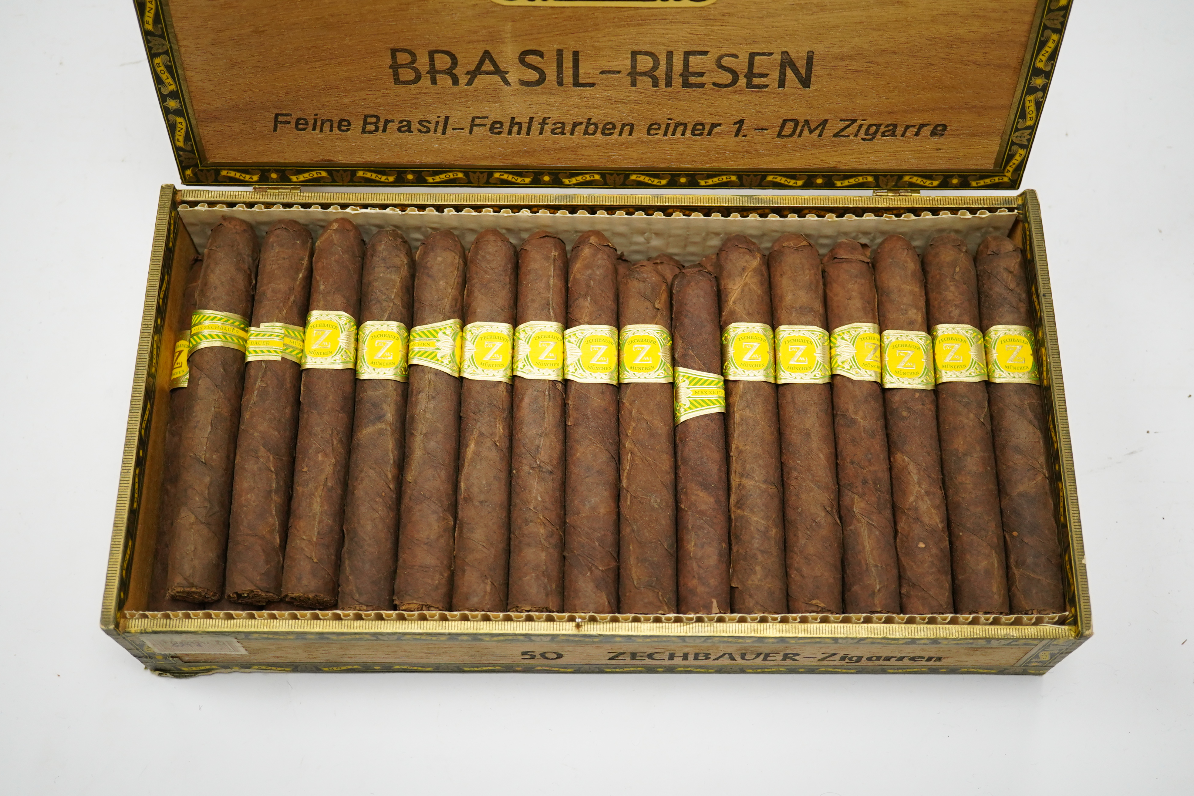 Cased cigars: Max Zechbauer Brasil-Riesen, full set of 50. Condition - box opened, storage unknown